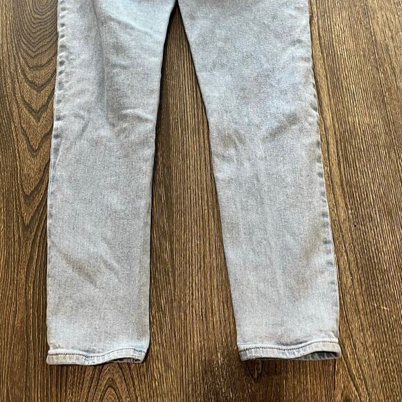 American Eagle Straight Jeans High Rise Strigid Denim Light Wash Size 000 Short - Picture 8 of 11